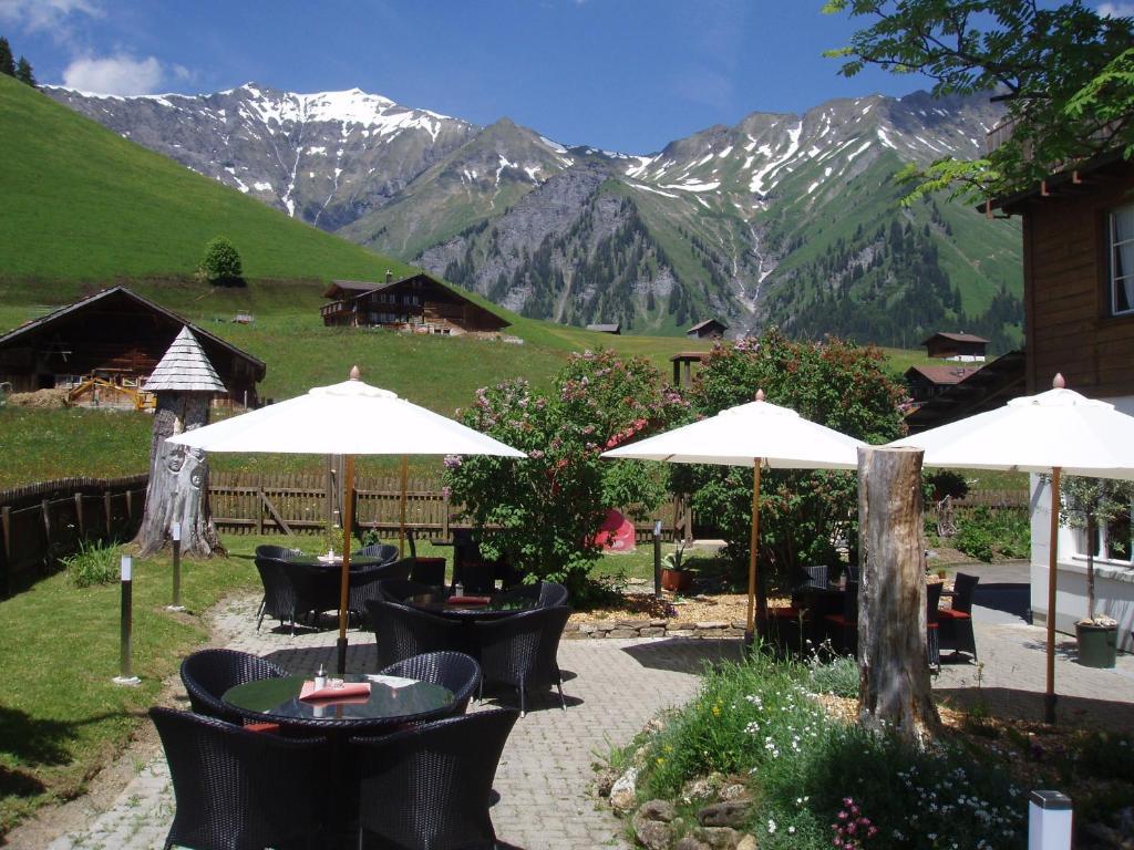 Hotel Des Alpes Адельбоден Екстер'єр фото